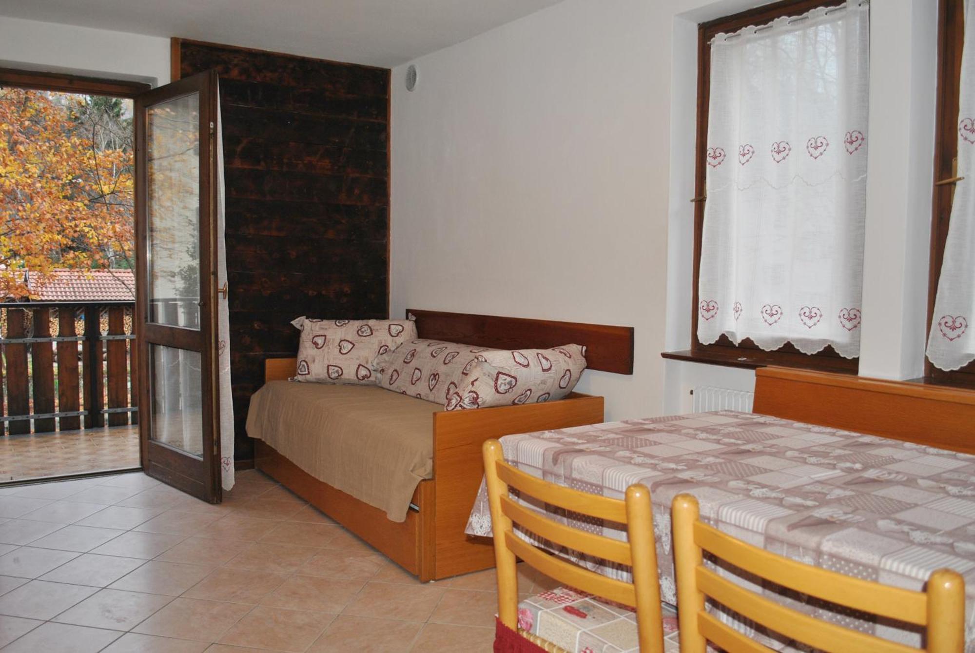 La Pineta - Appartamenti In Villetta Pinzolo Luaran gambar